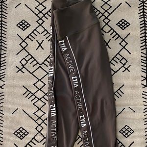 Zyia yoga pants